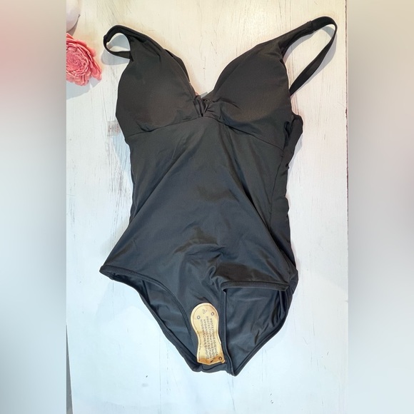 Smismivo Swimsuit One Piece, Tummy Control, Color Black, Size Small, NWT - Picture 9 of 10